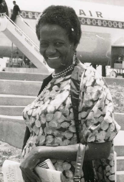 Fotografia da escritora brasileira Carolina Maria de Jesus, uma das mulheres negras inspiradoras.